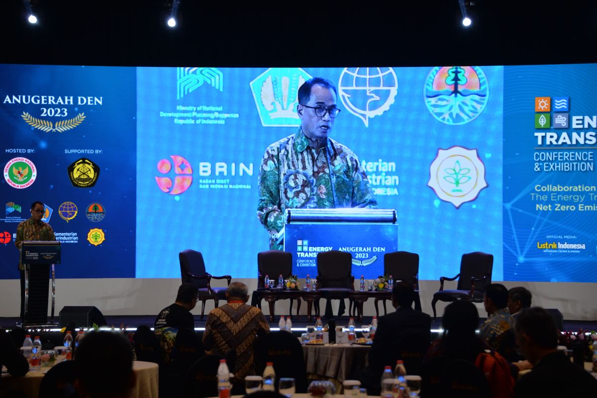 Menhub ajak stakeholder sektor energi memasarkan transportasi massal