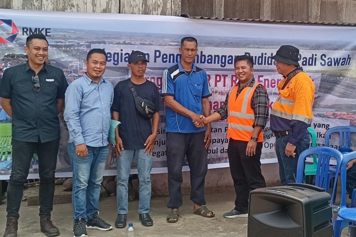 RMK Energy serahkan alat pertanian dorong sektor ekonomi mandiri